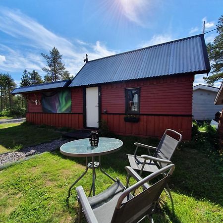 Camp Caroli Wooden Cabins Jukkasjärvi Kültér fotó