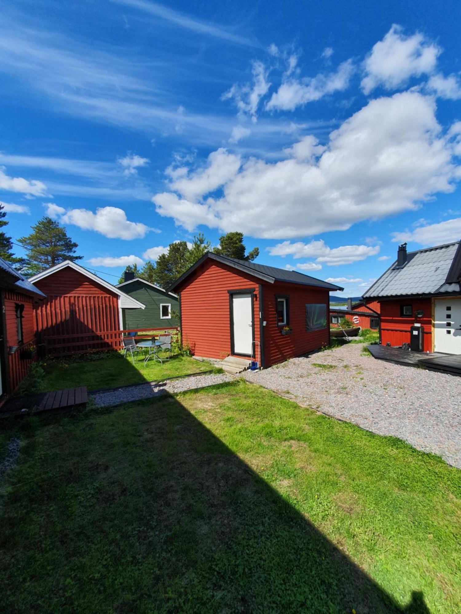 Camp Caroli Wooden Cabins Jukkasjärvi Kültér fotó