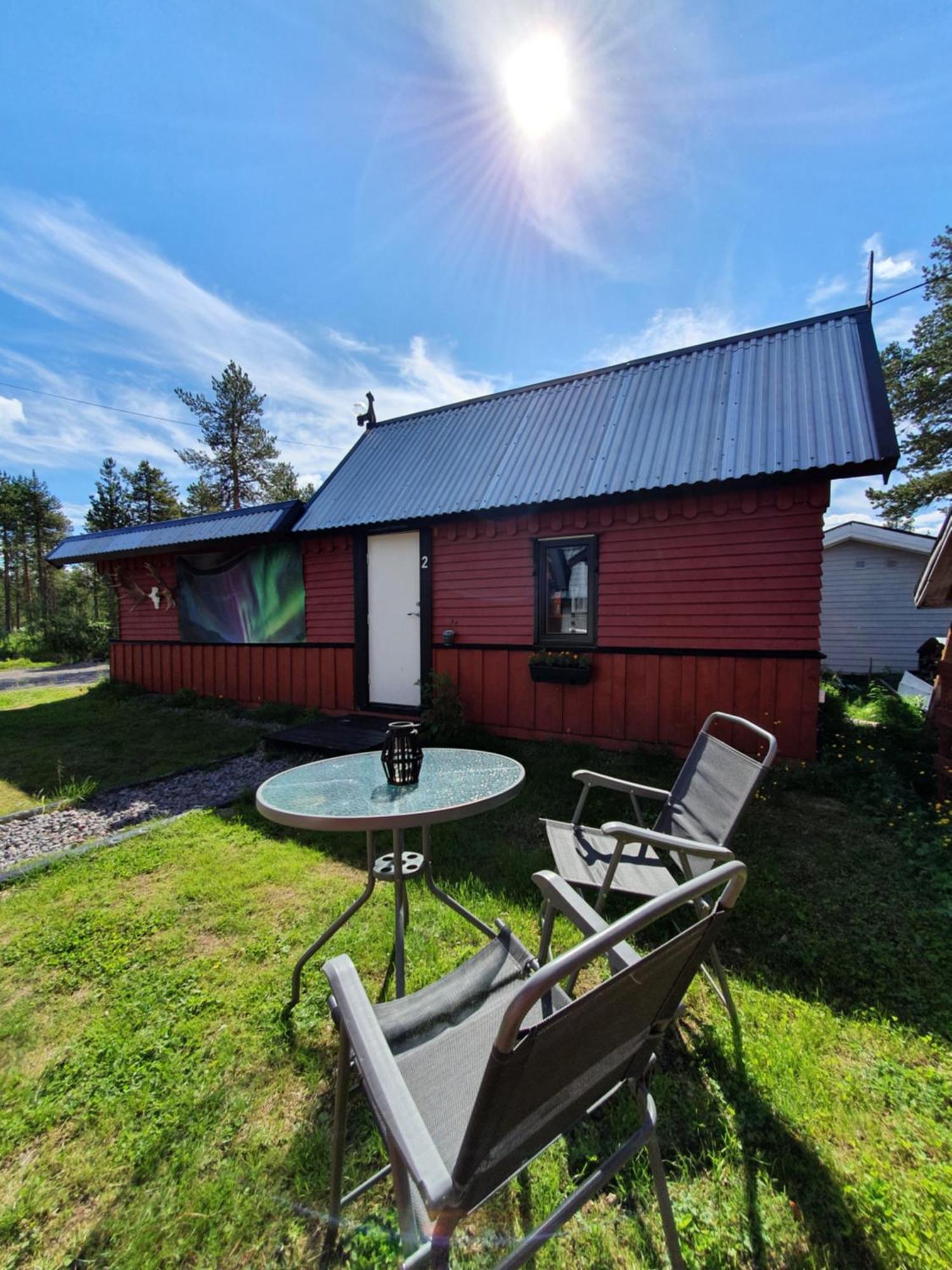 Camp Caroli Wooden Cabins Jukkasjärvi Kültér fotó