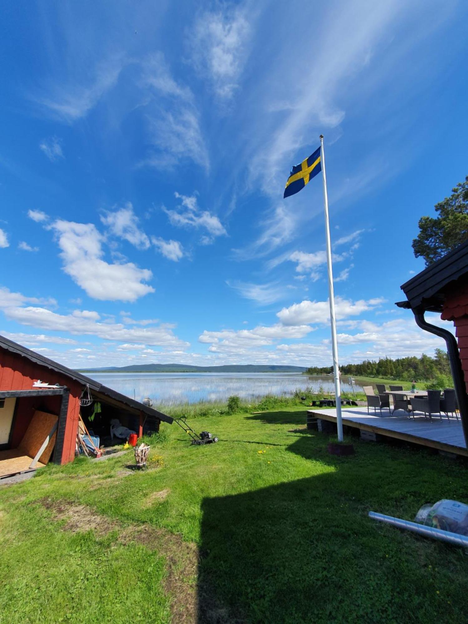 Camp Caroli Wooden Cabins Jukkasjärvi Kültér fotó