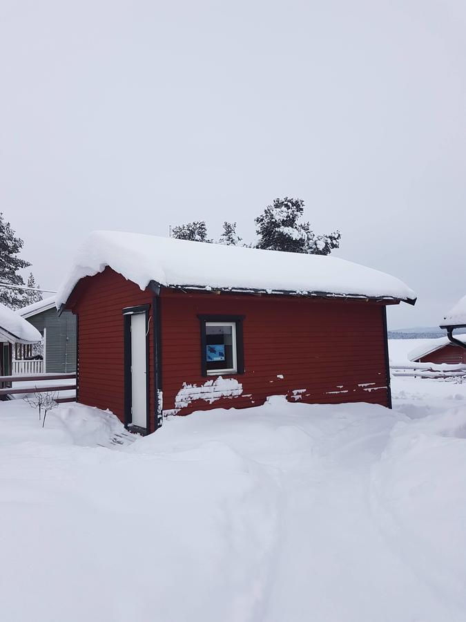 Camp Caroli Wooden Cabins Jukkasjärvi Kültér fotó