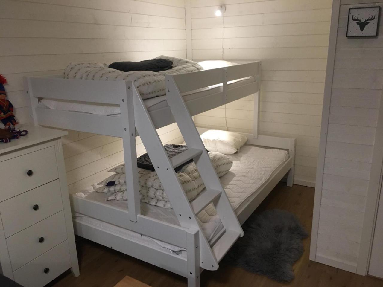 Camp Caroli Wooden Cabins Jukkasjärvi Kültér fotó
